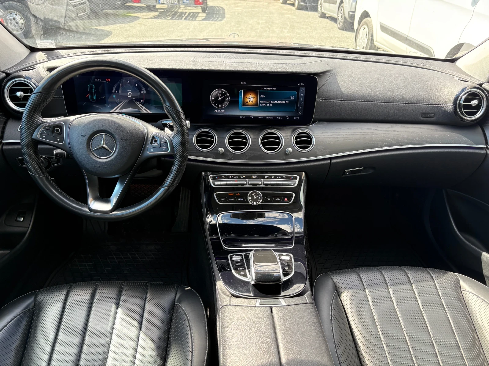 Mercedes-Benz E 350 Exclusive 3.0d 258k.c., снимка 8 - Автомобили и джипове - 56211223