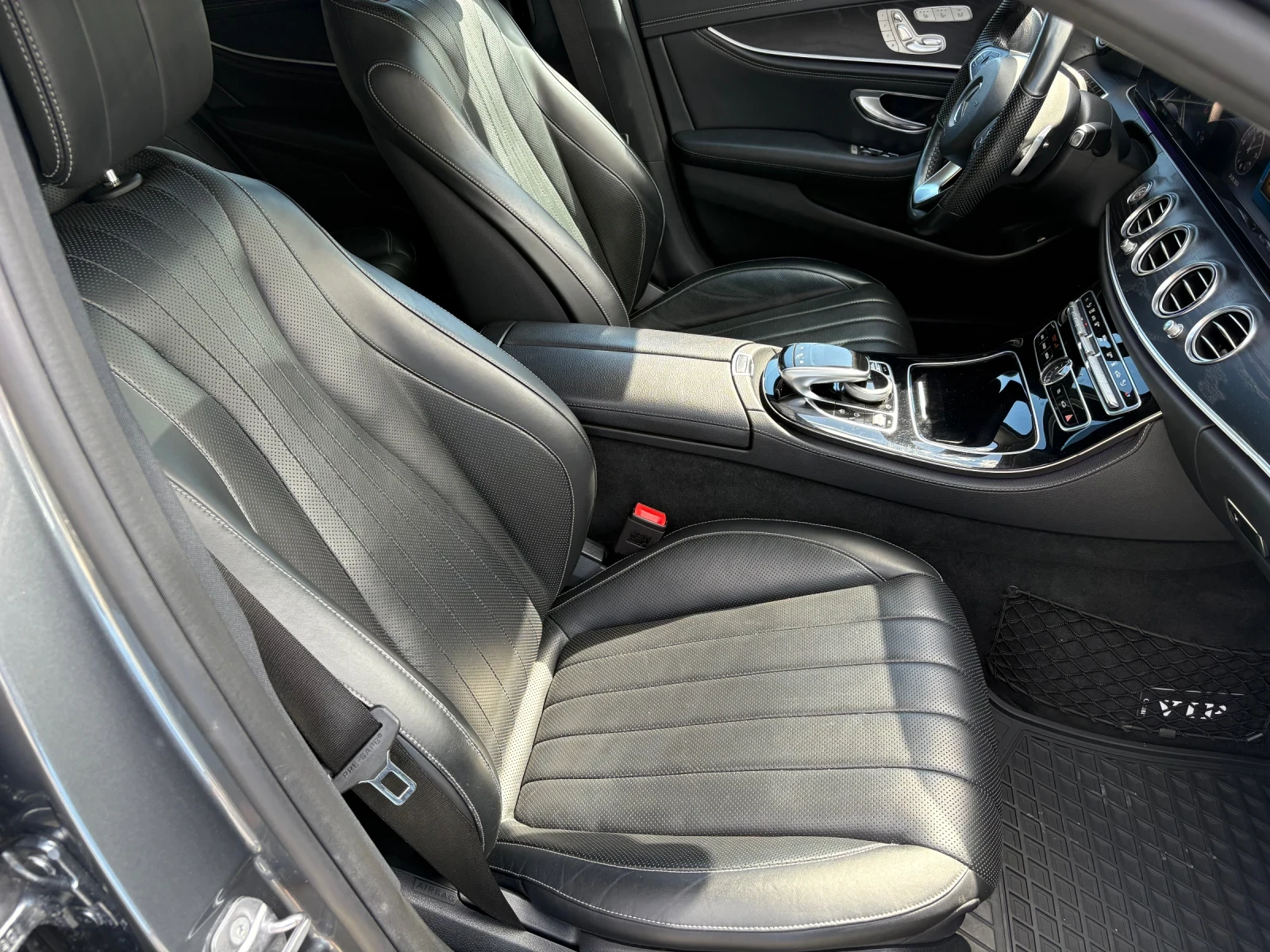 Mercedes-Benz E 350 Exclusive 3.0d 258k.c., снимка 9 - Автомобили и джипове - 56211223