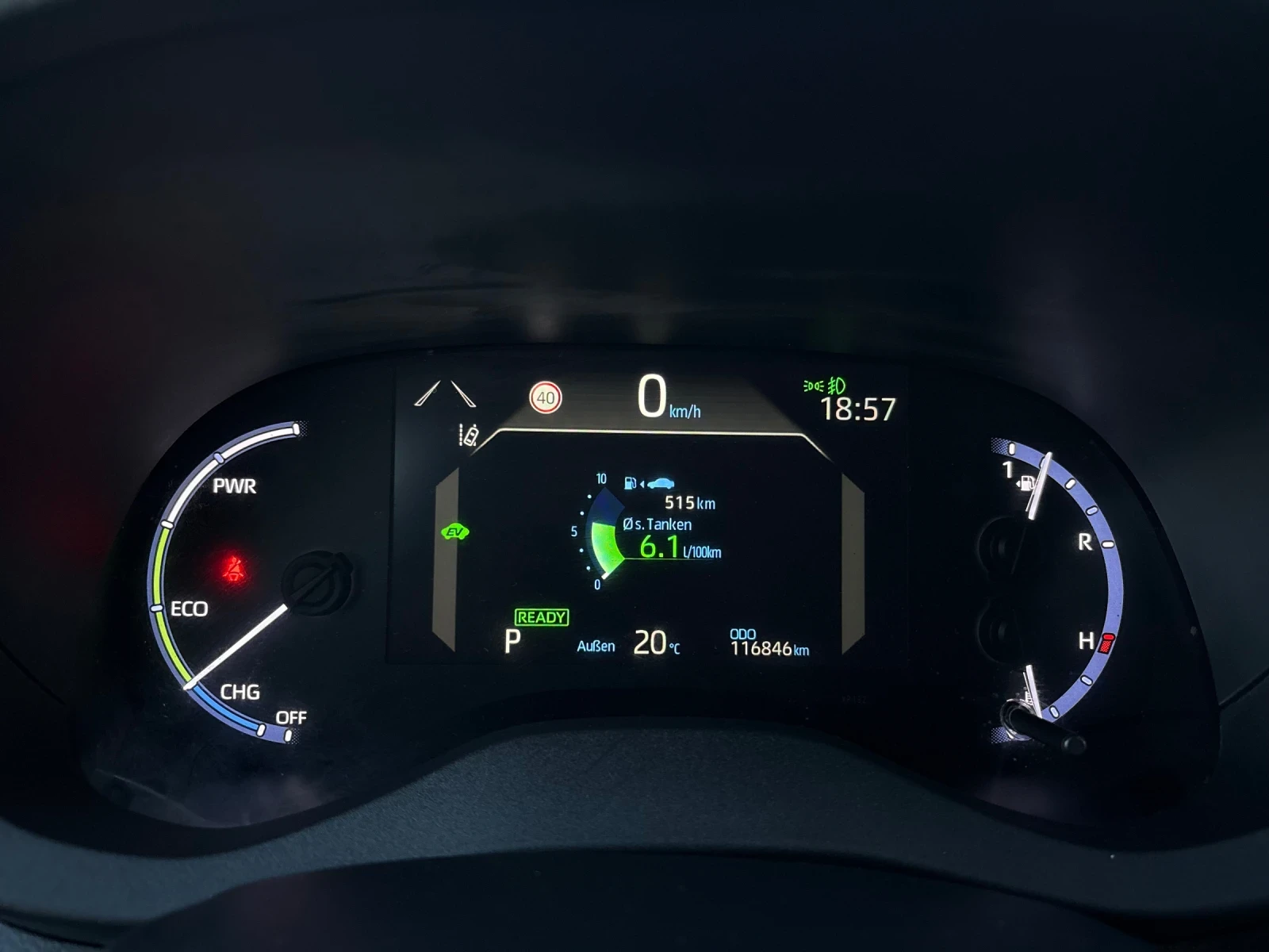 Toyota Yaris Cross 1.5 Hybrid* Navi* Distronic* Camera* EURO6D*  | Mobile.bg � ����������� 17