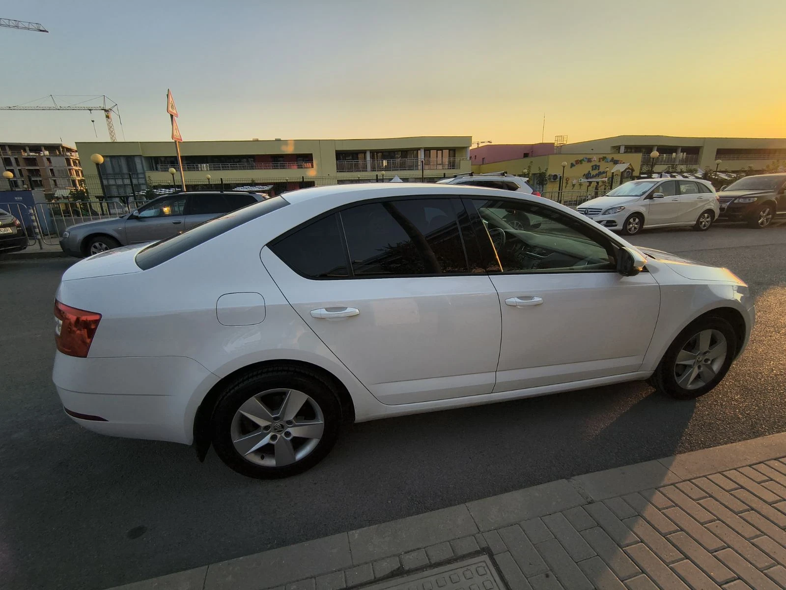 Skoda Octavia, снимка 4 - Автомобили и джипове - 56636096