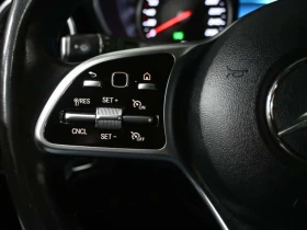 Mercedes-Benz GLC * 300 4MATIC No Accident Ambient Light 360CAM Navi, снимка 14
