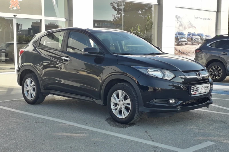 Honda Hr-v 1.5 i-VTEC Elegance MT, снимка 4 - Автомобили и джипове - 47578270