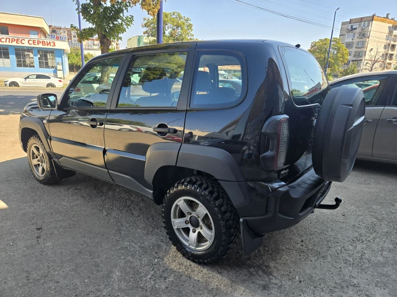 Lada Niva, снимка 5 - Автомобили и джипове - 51462160