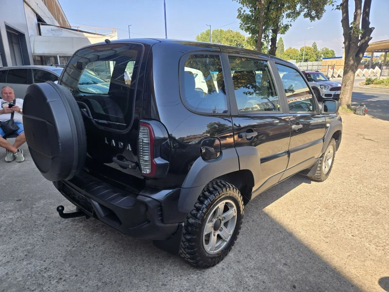 Lada Niva, снимка 4 - Автомобили и джипове - 51462160