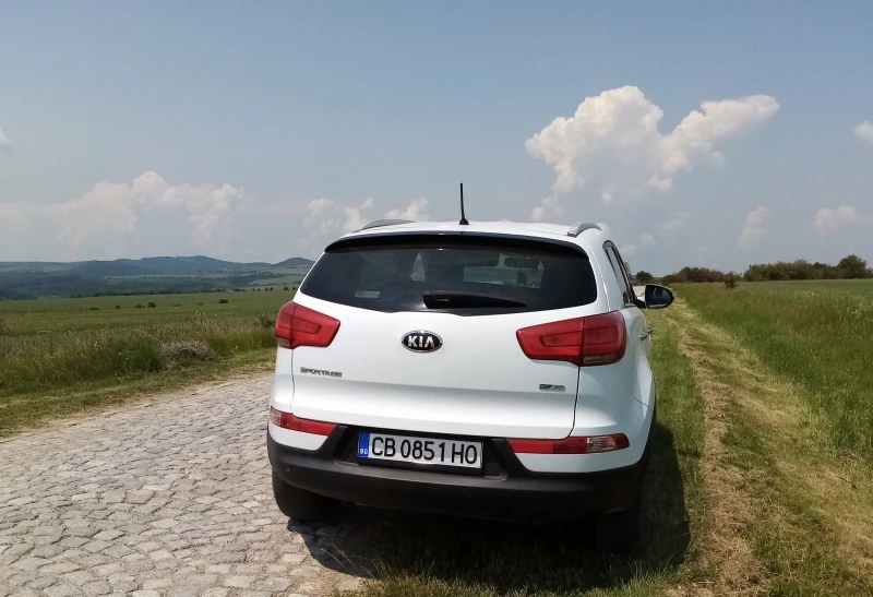 Kia Sportage, снимка 3 - Автомобили и джипове - 53220398