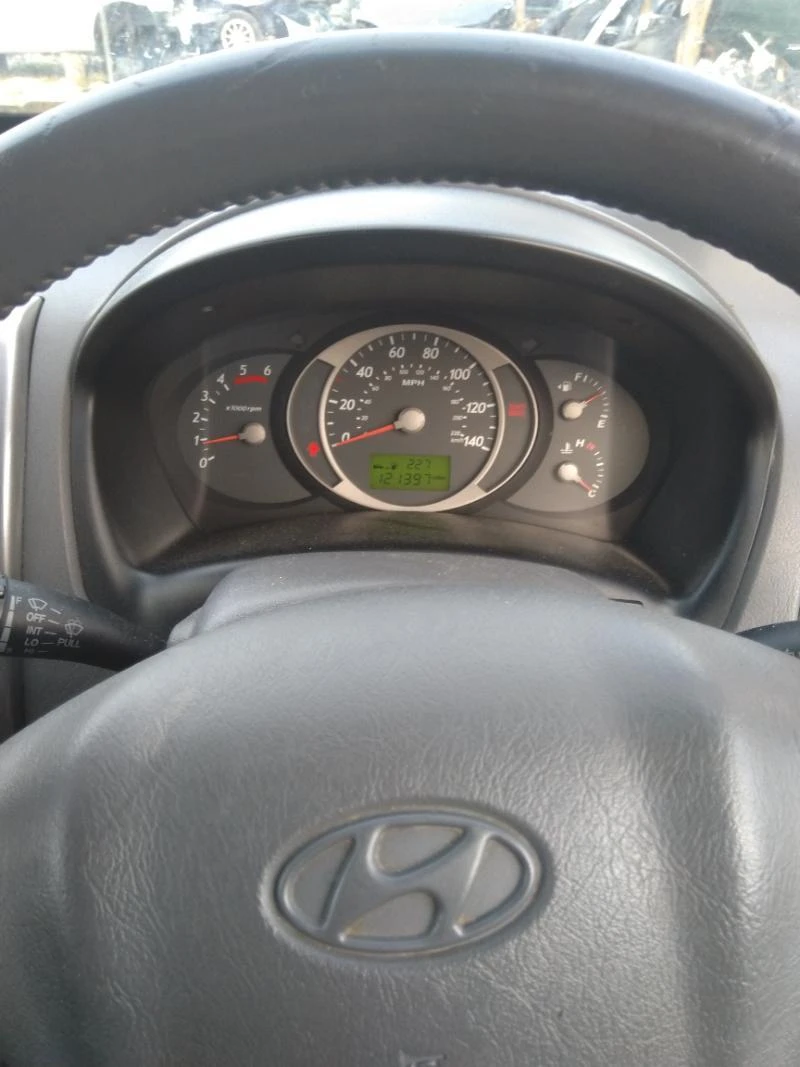 Hyundai Tucson 2.0CRDI 140к.с., снимка 7 - Автомобили и джипове - 31326752