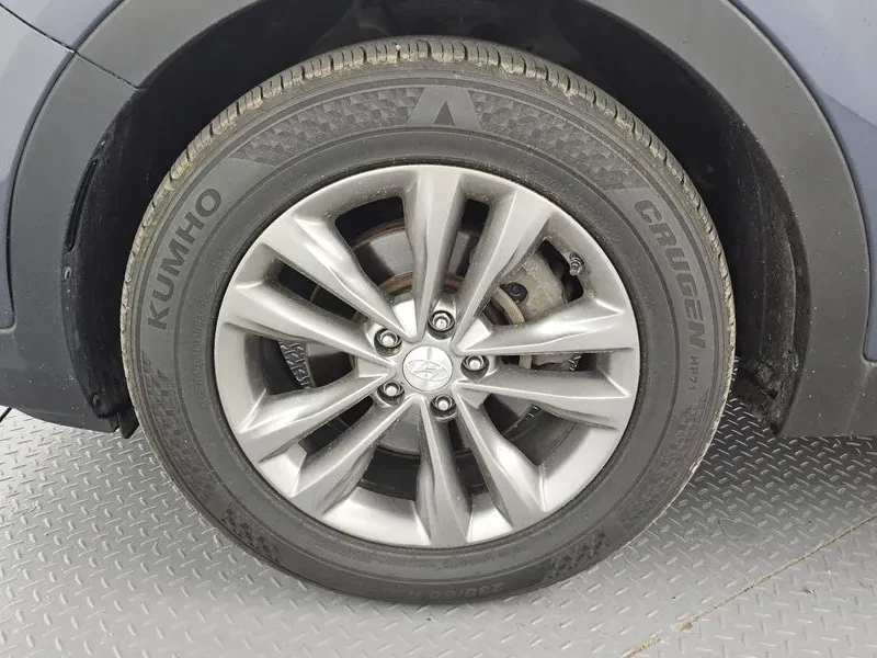 Hyundai Santa fe 2.0, снимка 5 - Автомобили и джипове - 54871637