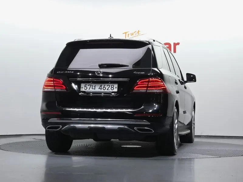 Mercedes-Benz GLE 350 W166 4Matic, снимка 4 - Автомобили и джипове - 55914490