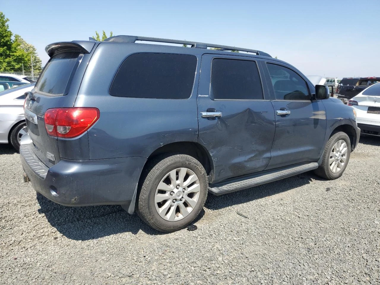 Toyota Sequoia PLATINIUM - изображение 3