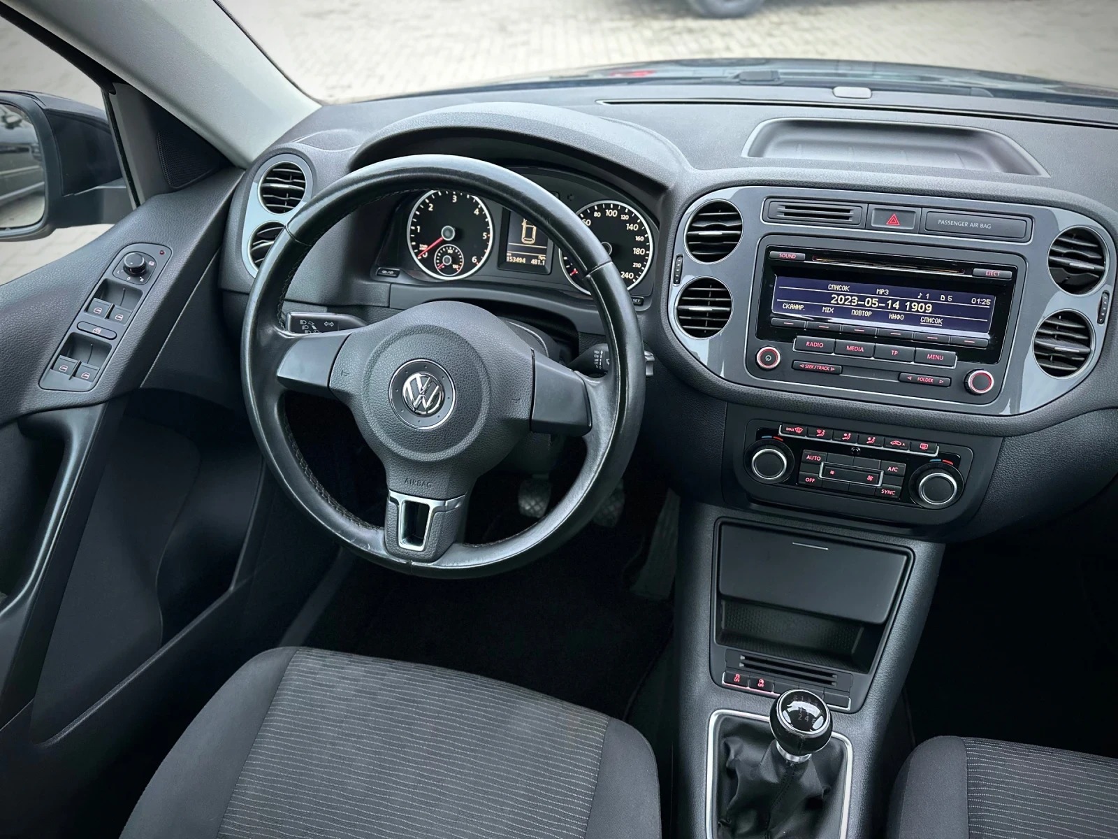 VW Tiguan 2.0TDI FACELIFT - изображение 8