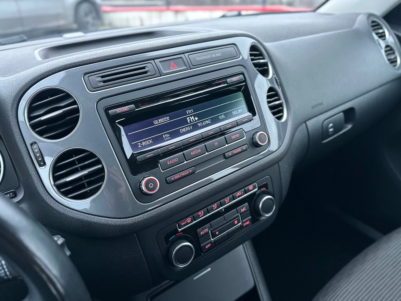 VW Tiguan 2.0TDI FACELIFT | Mobile.bg � ����������� 12