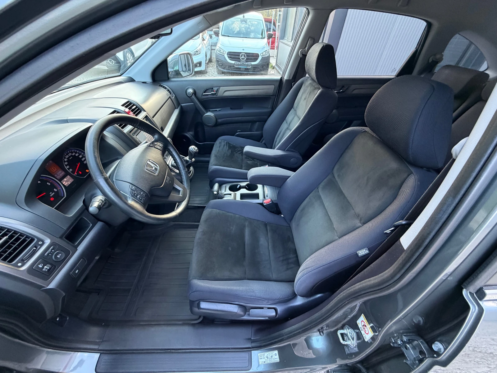 Honda Cr-v 2.2DIESEL* FACE* 4X4* TOP, снимка 8 - Автомобили и джипове - 54390848