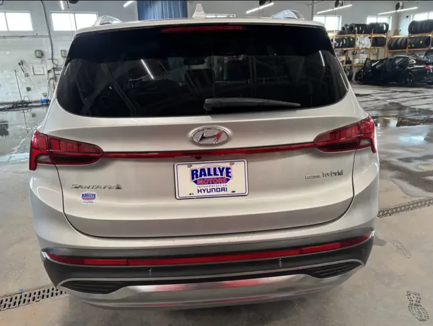 Hyundai Santa fe * Luxury* Обдухване* Пано* 360КАМ* , снимка 4 - Автомобили и джипове - 54684313
