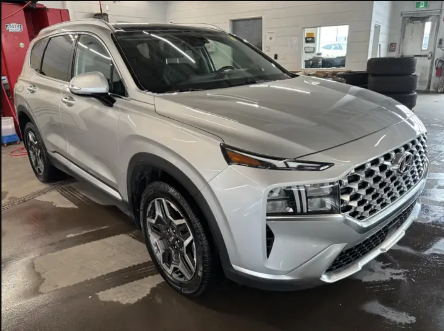 Hyundai Santa fe * Luxury* Обдухване* Пано* 360КАМ* , снимка 3 - Автомобили и джипове - 54684313