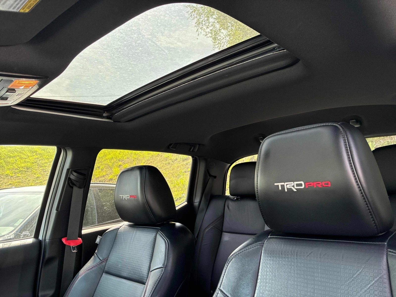 Toyota Tacoma TRD Pro, снимка 10 - Автомобили и джипове - 54757043