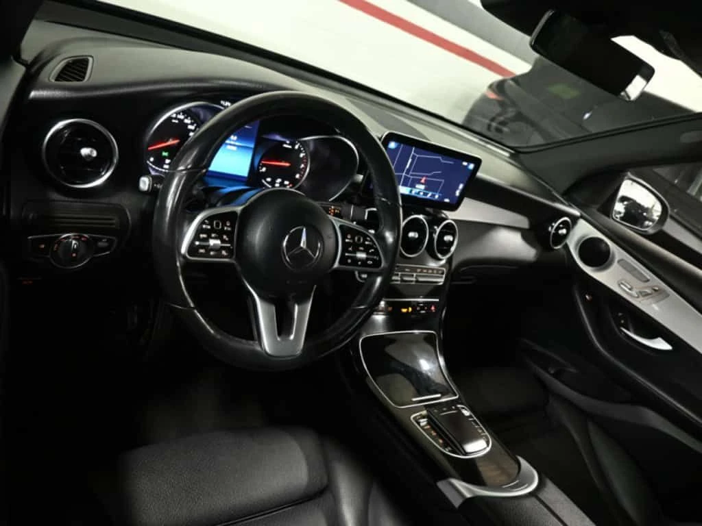 Mercedes-Benz GLC * 300 4MATIC No Accident Ambient Light 360CAM Navi, снимка 10 - Автомобили и джипове - 55296418