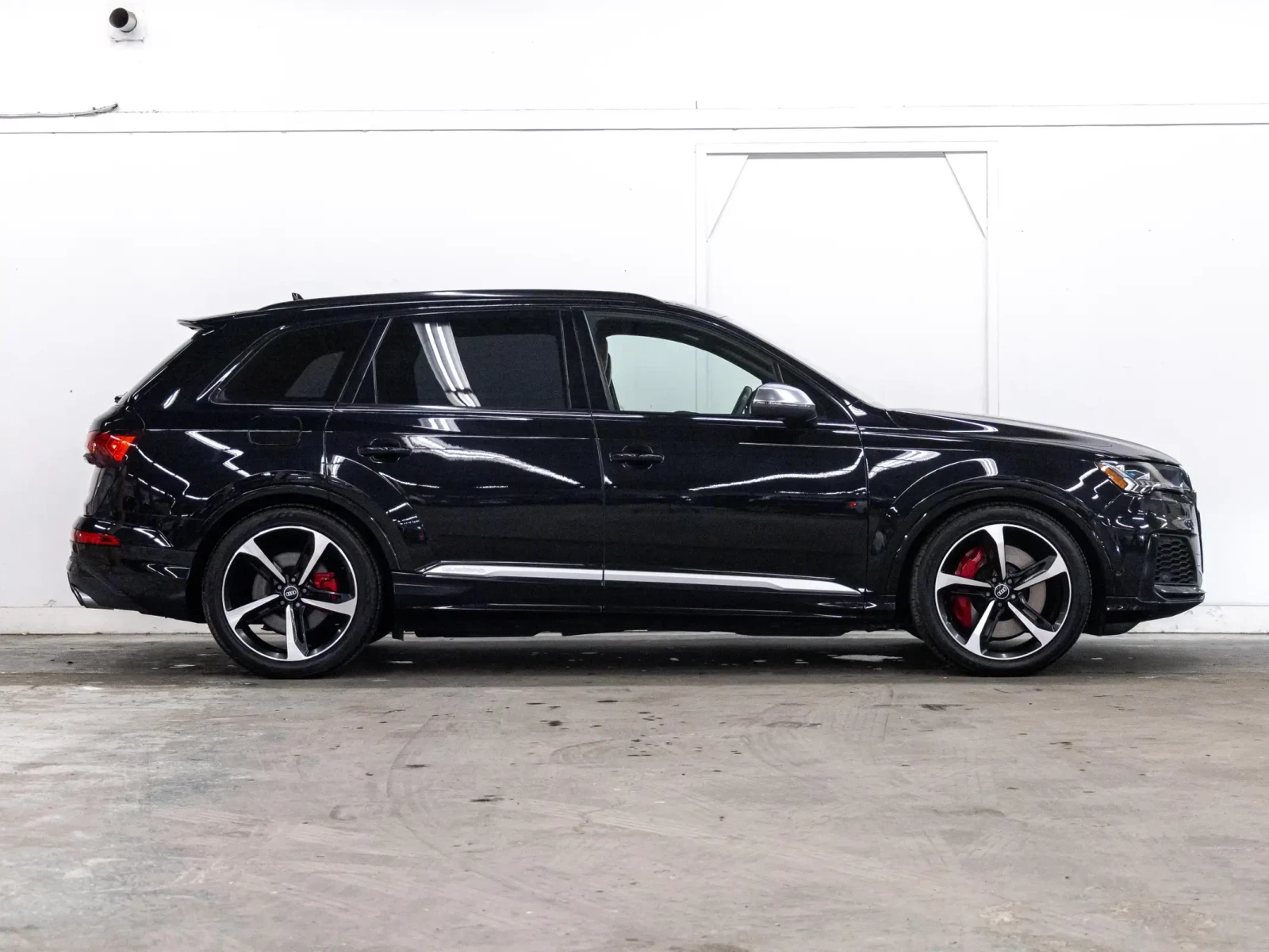 Audi SQ7, снимка 5 - Автомобили и джипове - 55347682