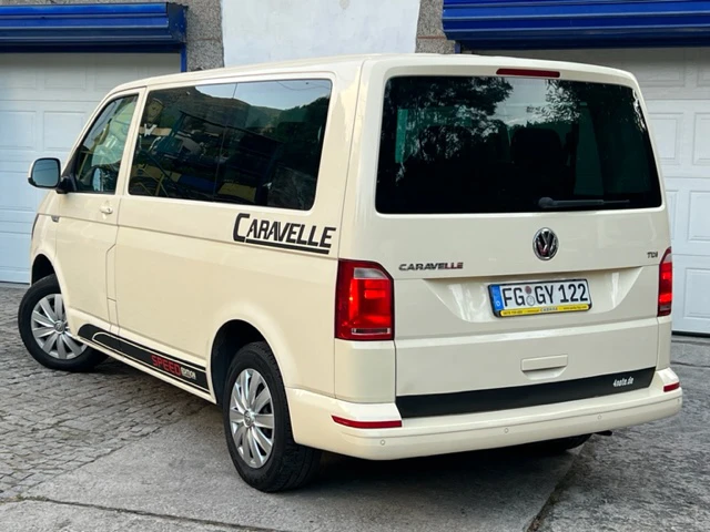 VW Caravelle 2.0 TDI 9места Германия, снимка 6 - Бусове и автобуси - 49143418