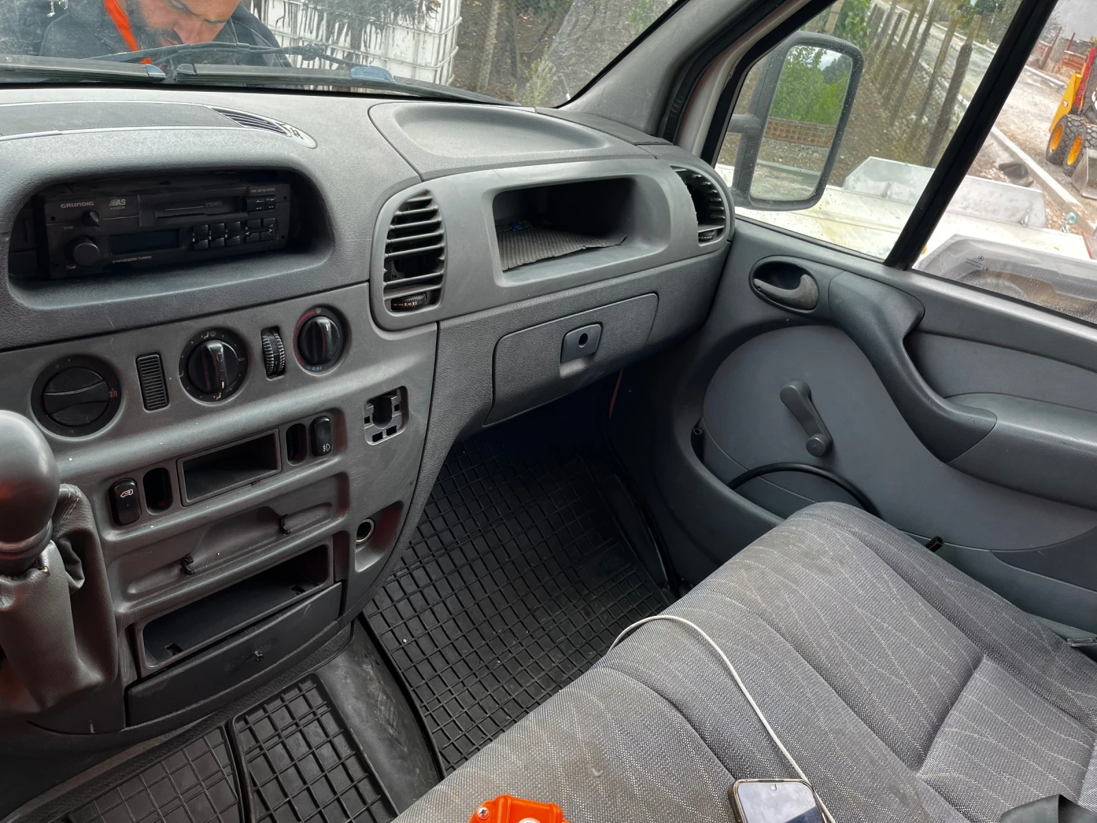 Mercedes-Benz Sprinter 411 Кат Б, снимка 7 - Бусове и автобуси - 55577357