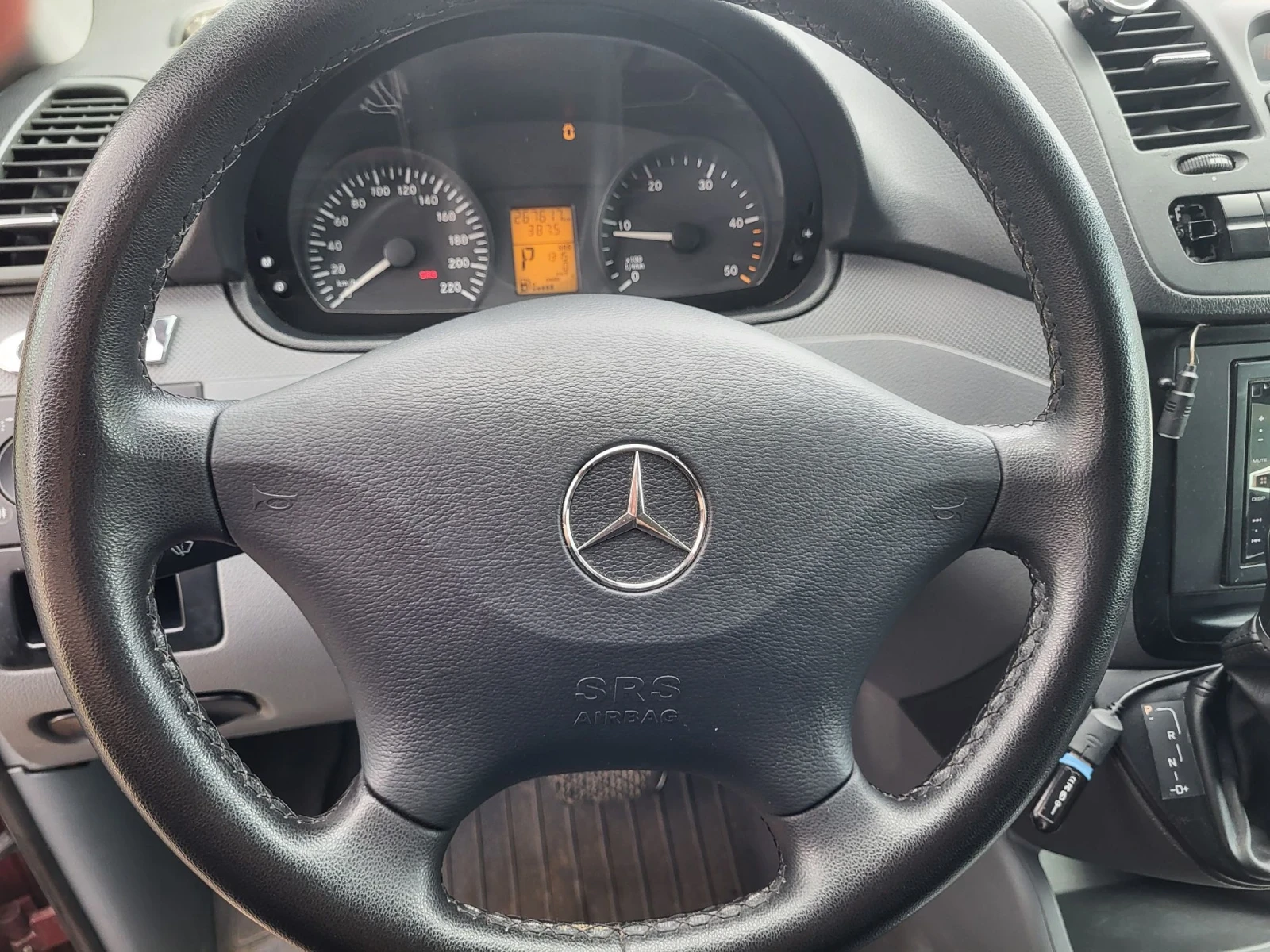 Mercedes-Benz Vito 2.2ЦДИ 646 150коня 4х4 8 местно, снимка 9 - Бусове и автобуси - 56170865