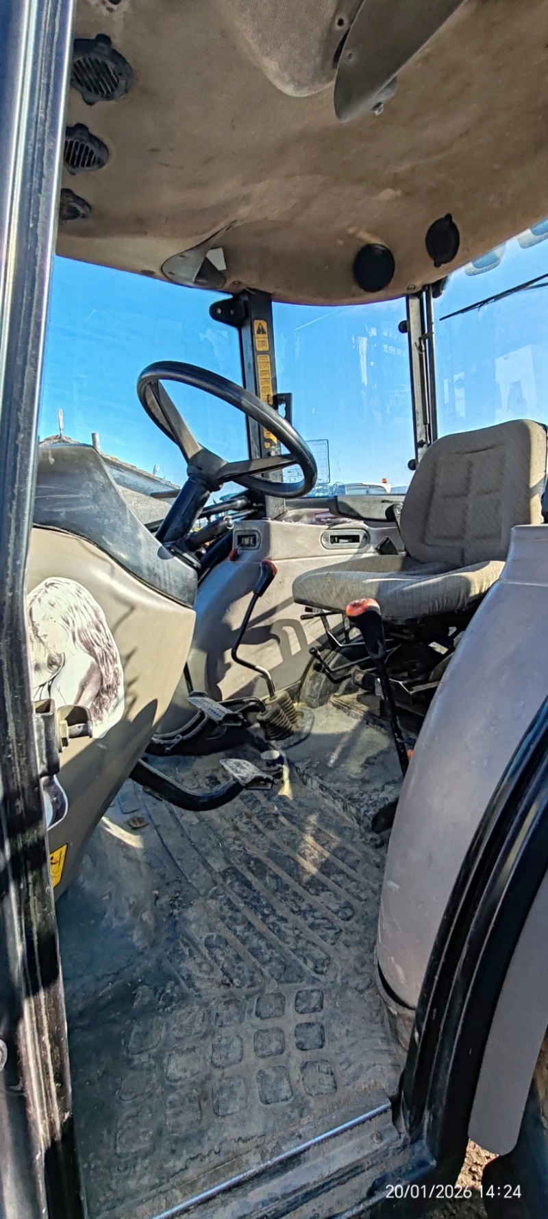 Трактор CASE IH JX 95 , снимка 7 - Селскостопанска техника - 53188920