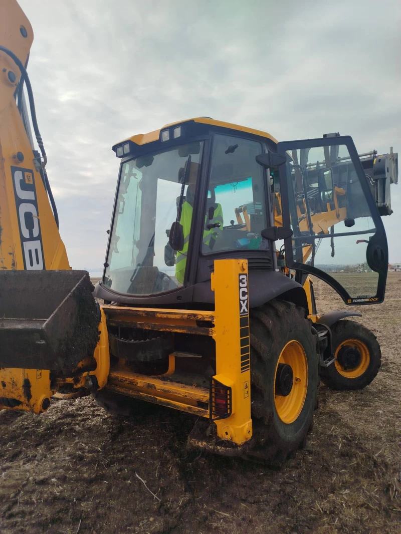 Багер JCB 3CX PLUS , снимка 10 - Индустриална техника - 48218895