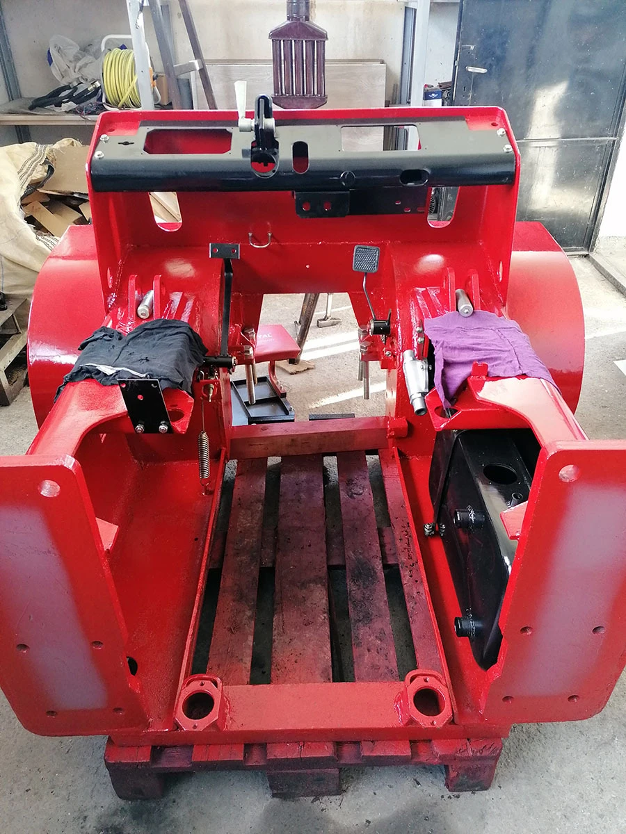  BT 4  | Mobile.bg   12