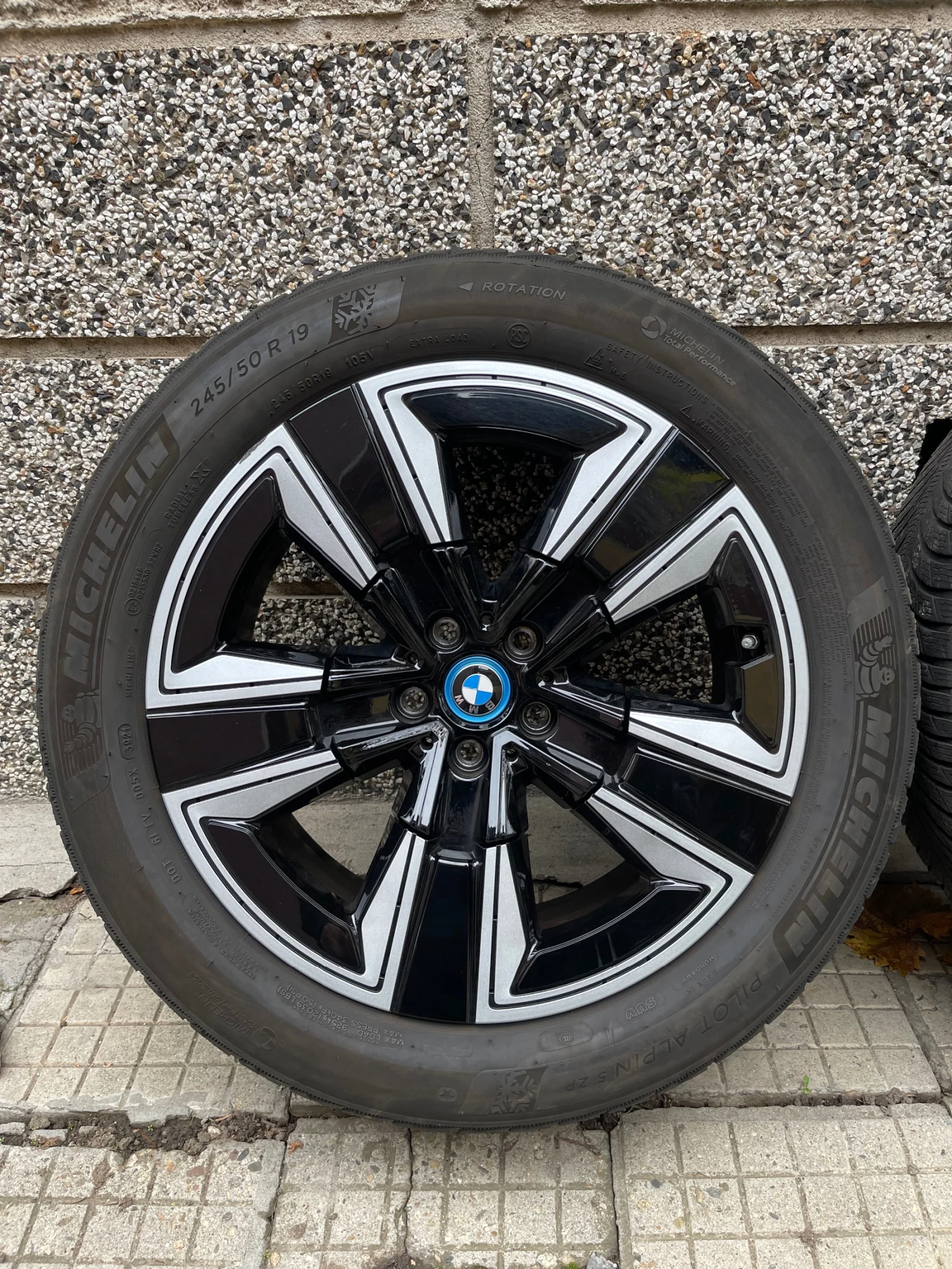 ���� � ������ 245/50R19 �� BMW iX3 | Mobile.bg � ����������� 6