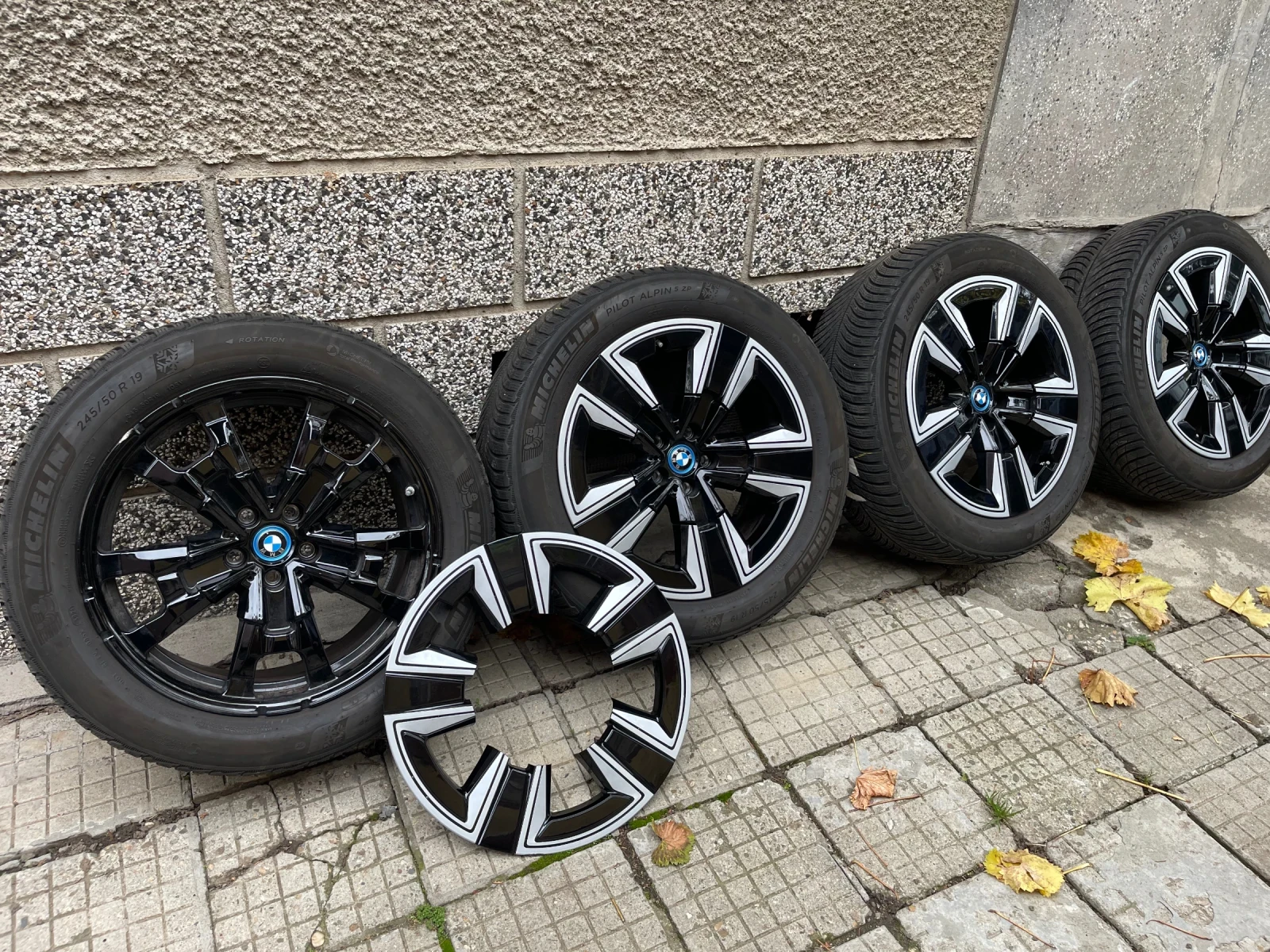 ���� � ������ 245/50R19 �� BMW iX3 | Mobile.bg � ����������� 3