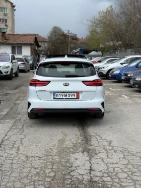 Kia Ceed SW 1.4T 7DCT Панорама, снимка 5