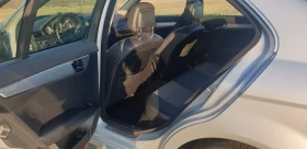 Mercedes-Benz C 220, снимка 11