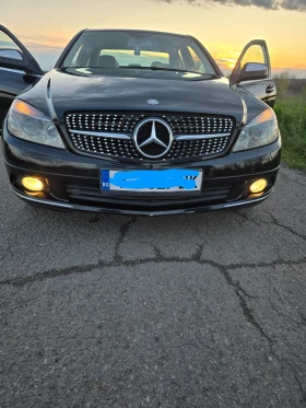Mercedes-Benz C 220, снимка 1