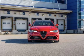 Alfa Romeo Giulia Quadrifoglio/CARFAX/ФИНАНСИРАНЕ, снимка 2