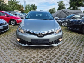 Toyota Auris !!! Edition S!!! Benzin !!! 62000km !!!, снимка 2
