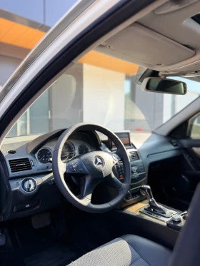 Mercedes-Benz C 220 Avantgard/Avtomat/Panorama, снимка 11