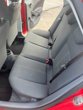 Seat Ibiza, снимка 14 - Автомобили и джипове - 45103270