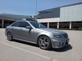 Mercedes-Benz C 63 AMG, снимка 2