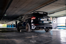 Ford Focus RS, снимка 13