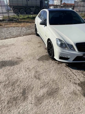 Mercedes-Benz E 350 AMG пакет от 6.3, снимка 3