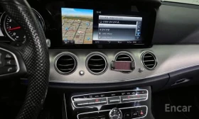 Mercedes-Benz E 200 | ЗАДНА КАМЕРА | ШИБЕДАХ | HEAD-UP |  - 13700 € / 26794.87 лв. - 49374327 11