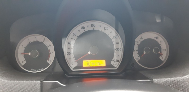Kia Ceed 2.0 Бензин FULL, снимка 3 - Автомобили и джипове - 45855223