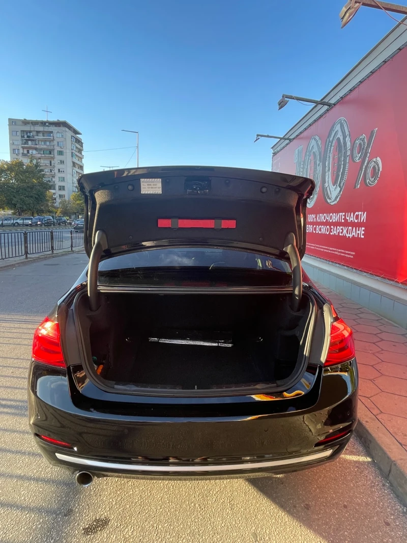 BMW 318 i Luxury Line ТОП ПРОМО!, снимка 13 - Автомобили и джипове - 52329067