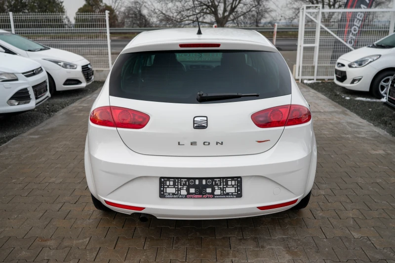 Seat Leon 2011г* ЕВРО5* бензин, снимка 8 - Автомобили и джипове - 49267184