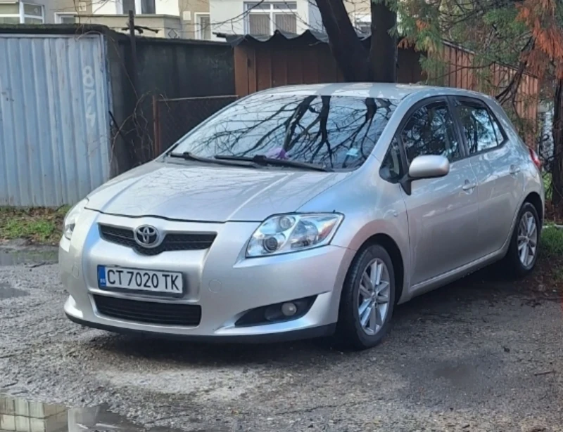 Toyota Auris, снимка 1 - Автомобили и джипове - 49587960