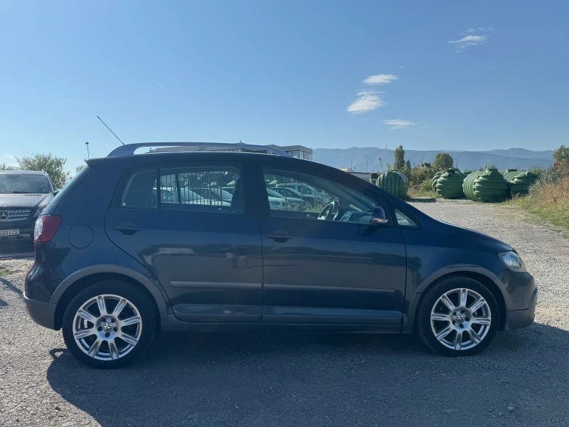 VW Golf Plus Cross* Германия* Собствен лизинг! 100% Одобрение, снимка 8 - Автомобили и джипове - 51503127