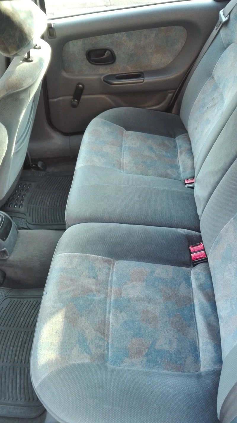 Renault Laguna 2.0 16V 102 Kw, снимка 9 - Автомобили и джипове - 52681540