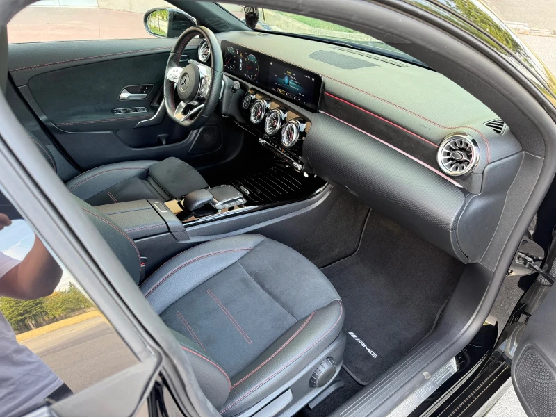 Mercedes-Benz CLA 220 AMG45s* DISTRONIC* ПОДГРЕВ* КАМЕРА* LineAss* TOP* , снимка 13 - Автомобили и джипове - 51837736
