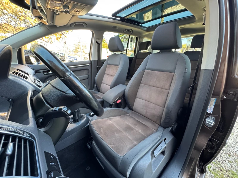 VW Touran ХАЙЛАЙН, снимка 9 - Автомобили и джипове - 52876750