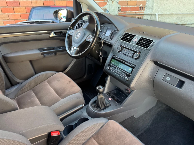 VW Touran ХАЙЛАЙН, снимка 12 - Автомобили и джипове - 52876750