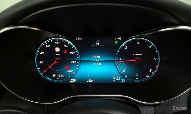 Mercedes-Benz C 220, снимка 8 - Автомобили и джипове - 53107412